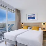 Centre Hotel