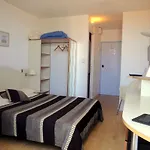 Centre Hotel 3*
