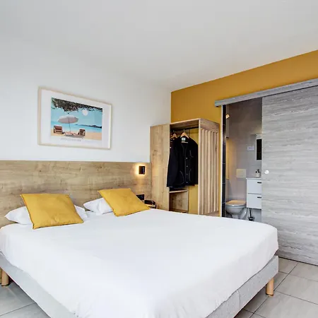Hotel Centre 3*