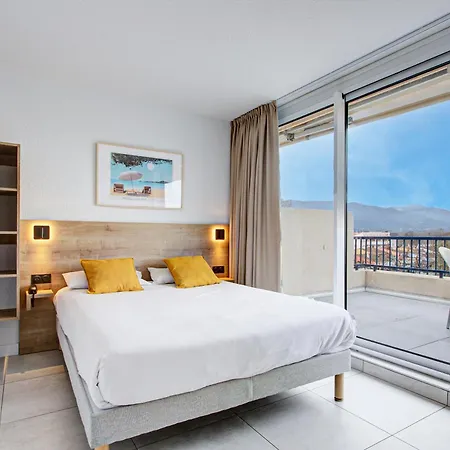 Centre アルジェレス・シュル・メール