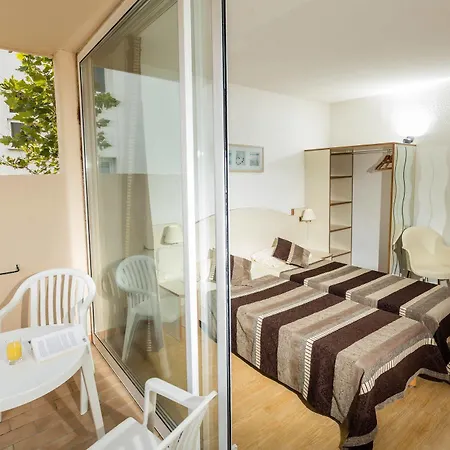 Hotel Centre 3*