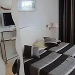 Centre Hotel 3*