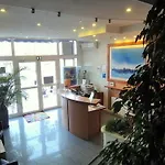Centre Hotel 3*