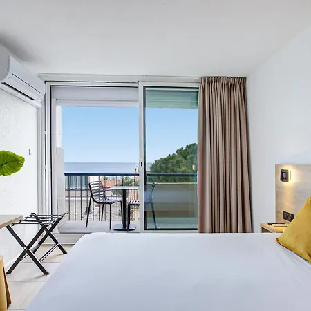 Hotel Centre 3*