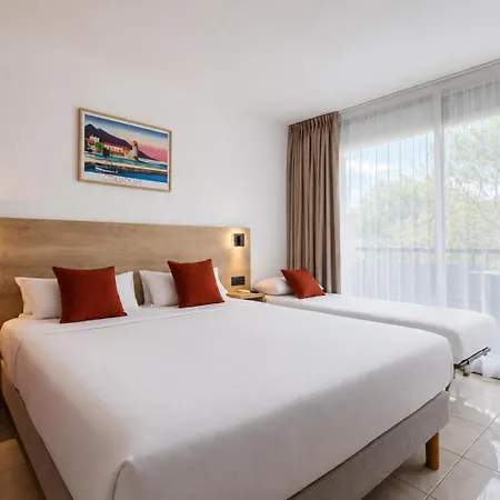 Centre Hotel