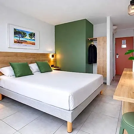 Hotel Centre 3*