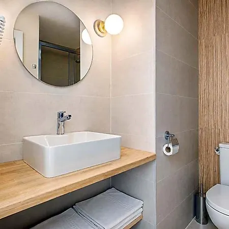 Hotel Centre 3*